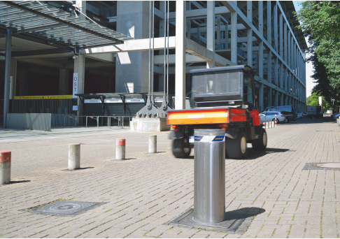 Semi-automatic bollards